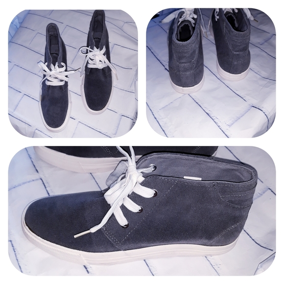 Shoes - High top sneakers